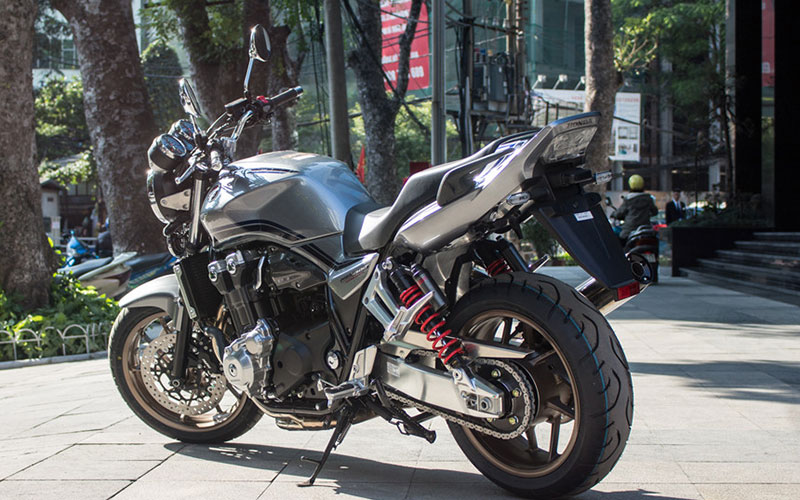 Honda CB1300SF 25th Anniversary giá gần 600 triệu tại Việt Nam